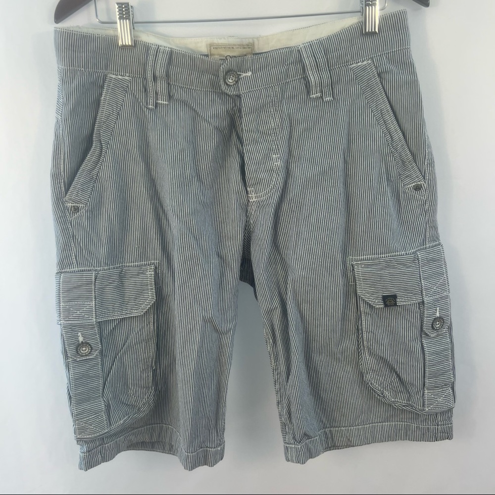 Mens Cargo Shorts Sz 31 Striped Button Fly Pockets Esprit Blue White Pin Striped